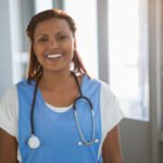 Como um enfermeiro ou médico brasileiro pode trabalhar na Itália — guia completo 2026